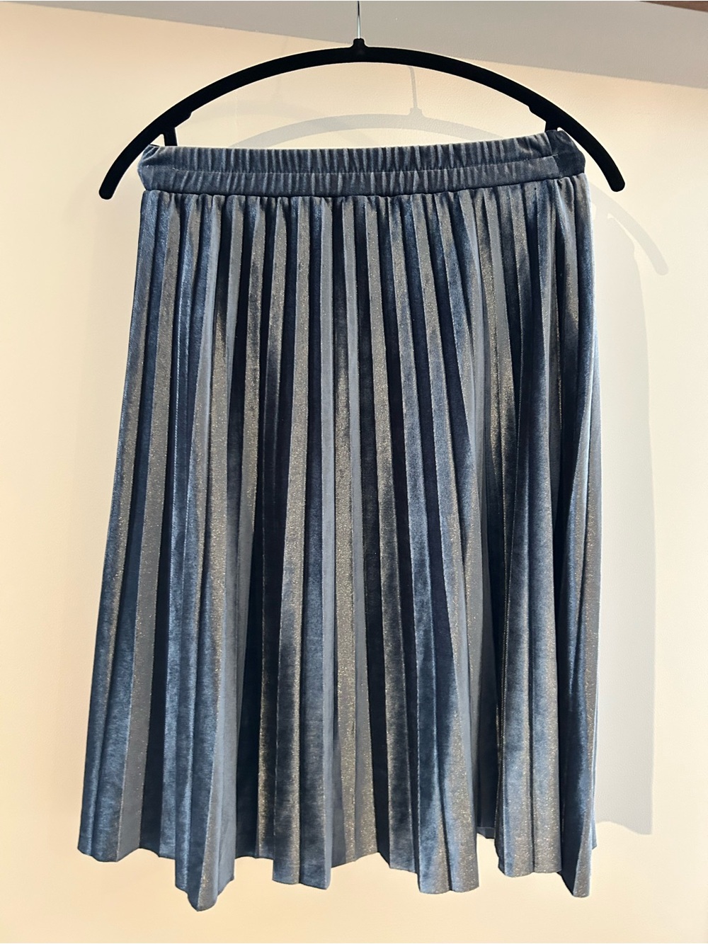 Metallic Striped Pleated Midi Skirt